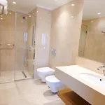 Agroturizem Kodra E Kuajve 4*