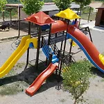 Resort Agroturizem Kodra E Kuajve Škalngur