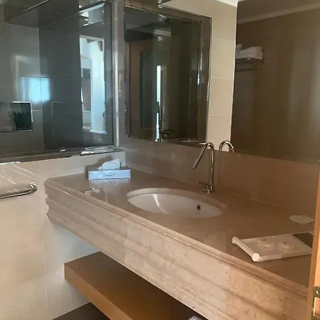 Agroturizem Kodra E Kuajve Resort