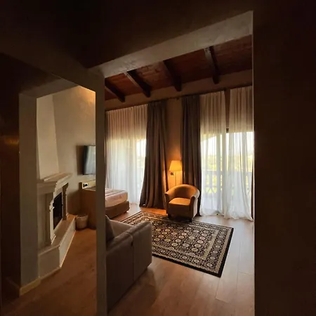 Agroturizem Kodra E Kuajve Resort Škalngur