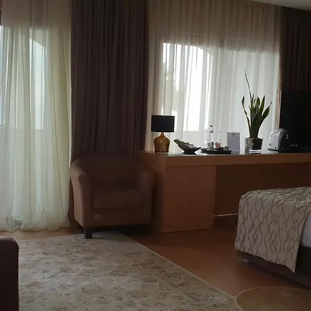 Agroturizem Kodra E Kuajve Resort