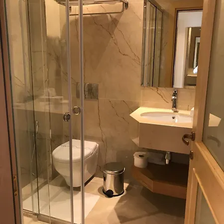 Agroturizem Kodra E Kuajve Resort