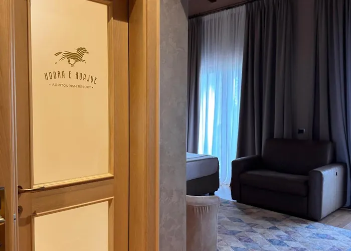度假村 Agroturizem Kodra E Kuajve 4*