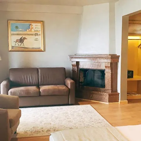Agroturizem Kodra E Kuajve Resort 4*