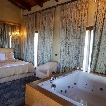 Agroturizem Kodra E Kuajve 4*