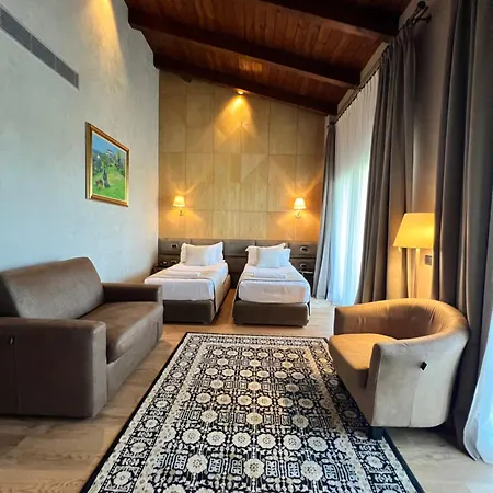 Agroturizem Kodra E Kuajve 4* Škalngur