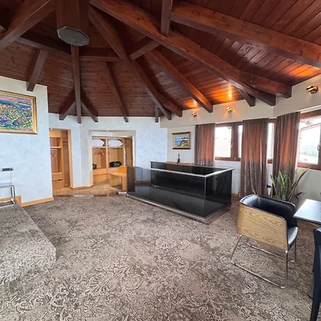 Agroturizem Kodra E Kuajve 4* Škalngur