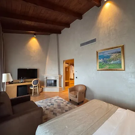 Agroturizem Kodra E Kuajve 4*