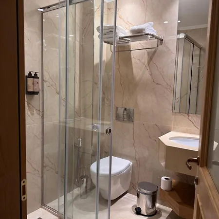 Agroturizem Kodra E Kuajve Semesteranläggning (resort) Škalngur