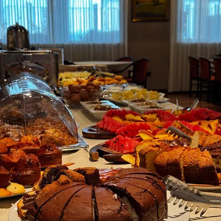 Agroturizem Kodra E Kuajve 4*