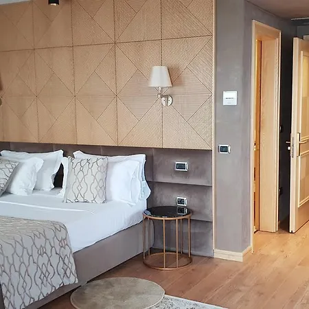 Agroturizem Kodra E Kuajve Semesteranläggning (resort) 4*