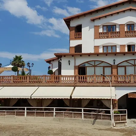 Agroturizem Kodra E Kuajve