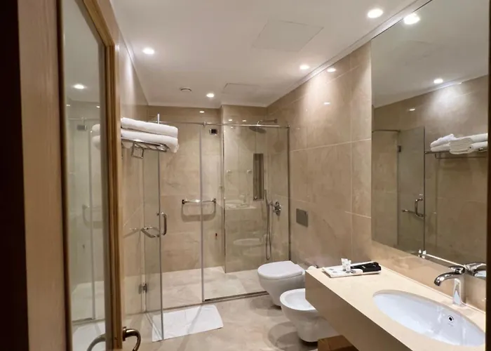 Agroturizem Kodra E Kuajve 4*