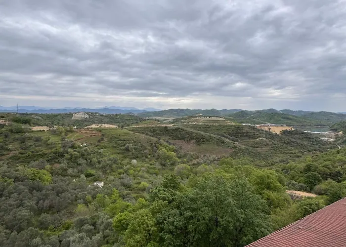 Agroturizem Kodra E Kuajve Škalngur