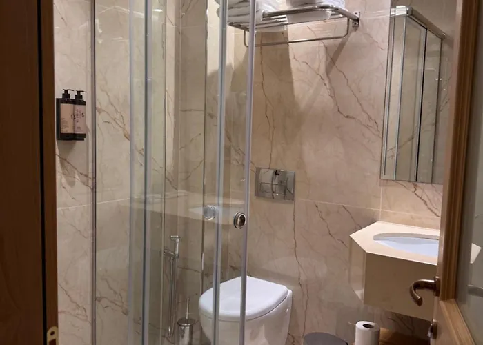 Agroturizem Kodra E Kuajve Resort Shkallnur