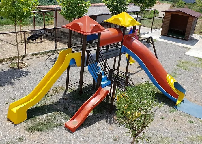 Resort Agroturizem Kodra E Kuajve Škalngur